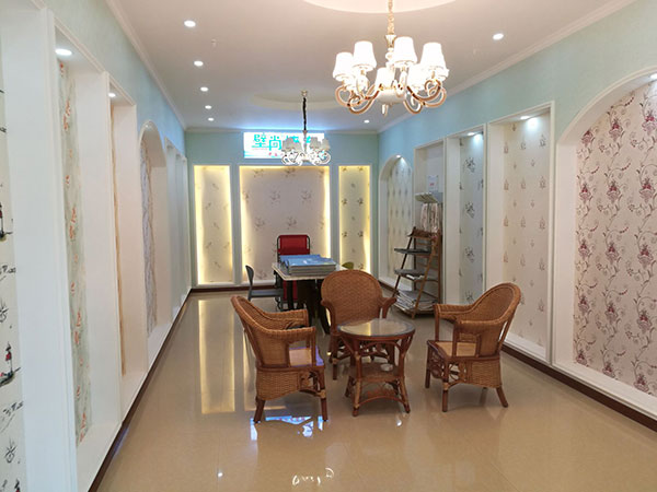 1534582544106863.jpg 02.jpg